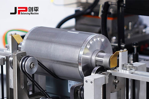 新能源電機轉子動平衡機打孔去重展示